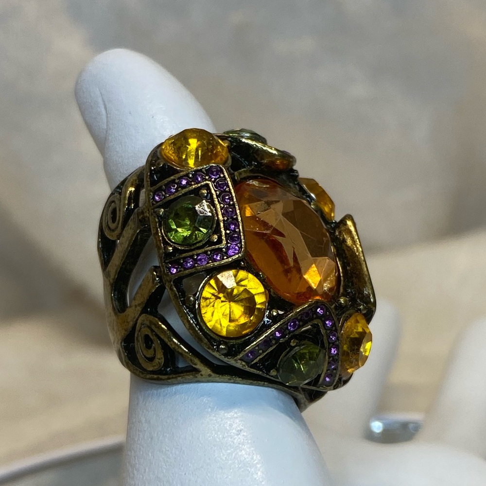 Vintage Large Antique Brass With Multicolored Glass Stones Cocktail Ring size 8 - Picture 5 of 8